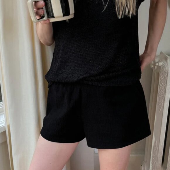 OAK + FORT black ELASTIC WAIST SHORT bottoms solid - Picture 1 of 4